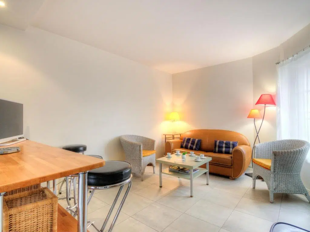Vacances à Dinard : pourquoi opter pour un appartement meublé ?