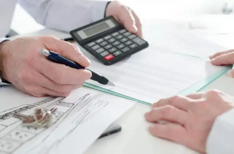 Louer un bien immobilier à long terme : les avantages et les inconvénients à connaître