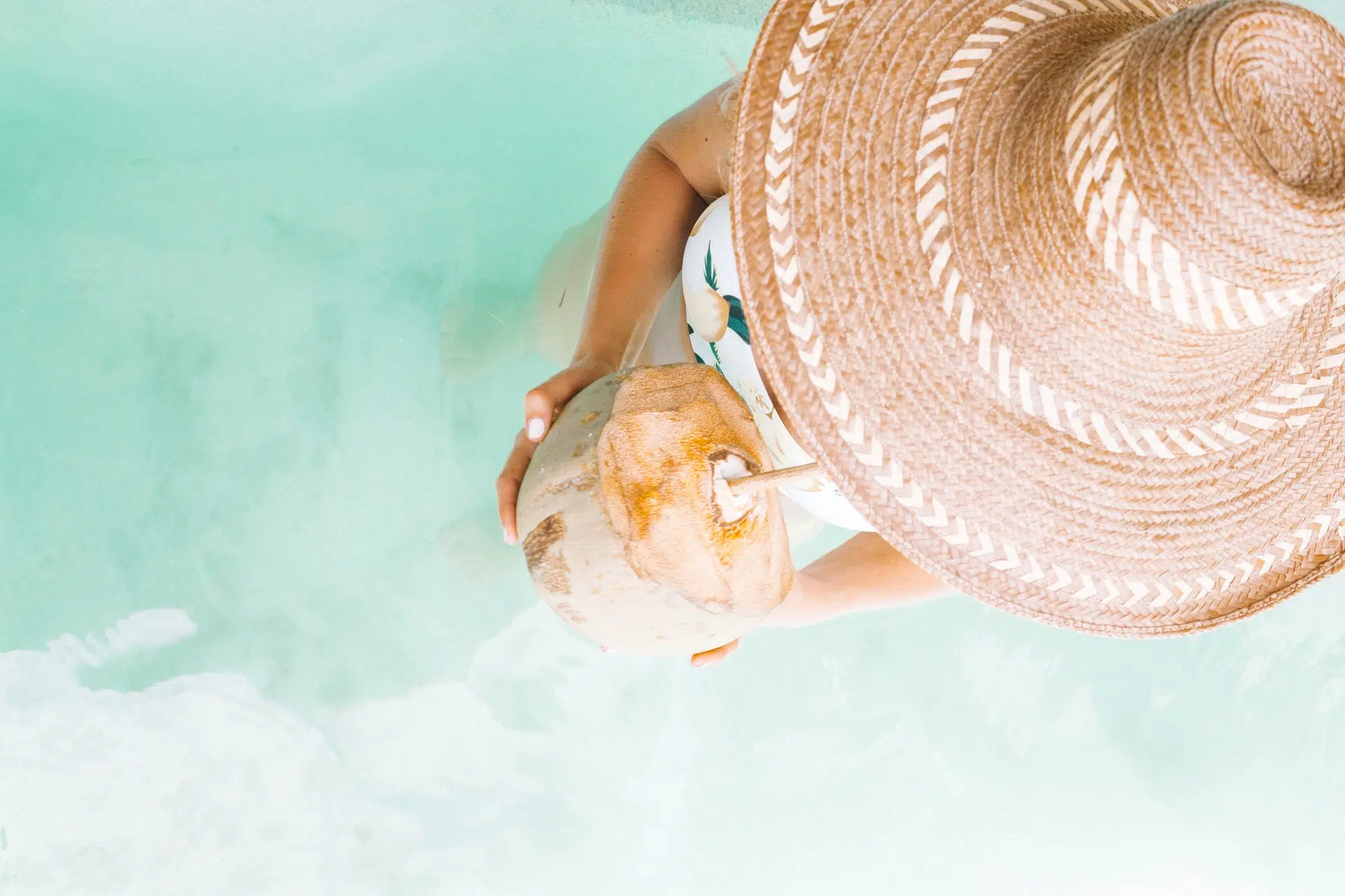 Bien choisir son chapeau de paille pour la plage