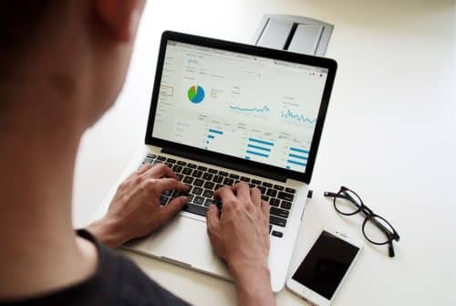 Choisir un expert-comptable en ligne : les avantages