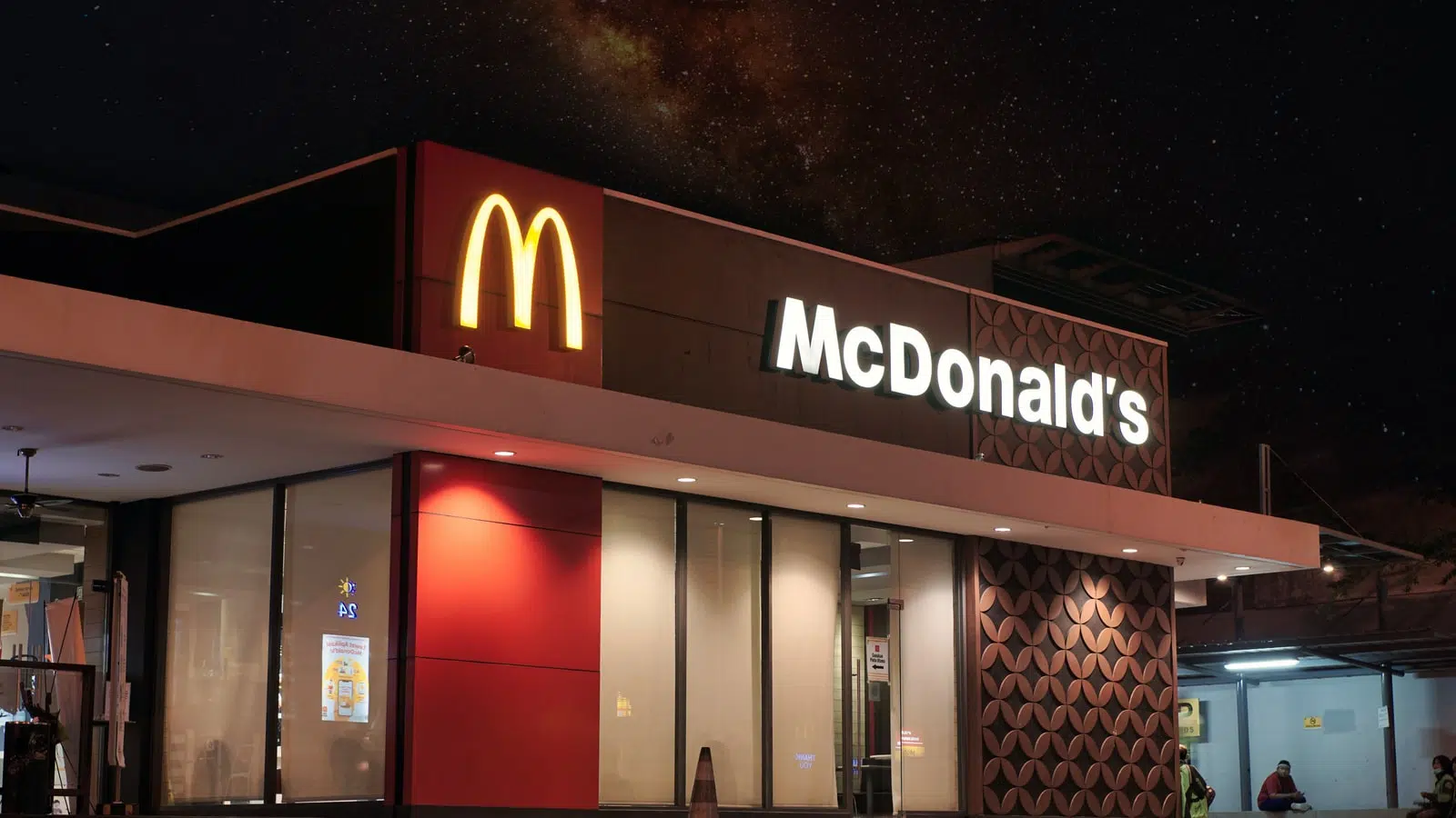 Quel est le salaire de base chez Mcdonalds 24h ?